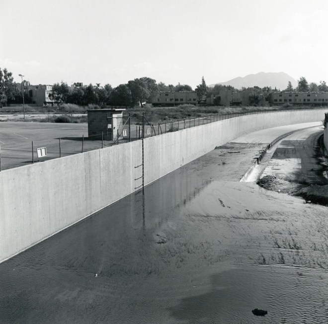 Tujunga Wash at Radford Avenue, Studio City