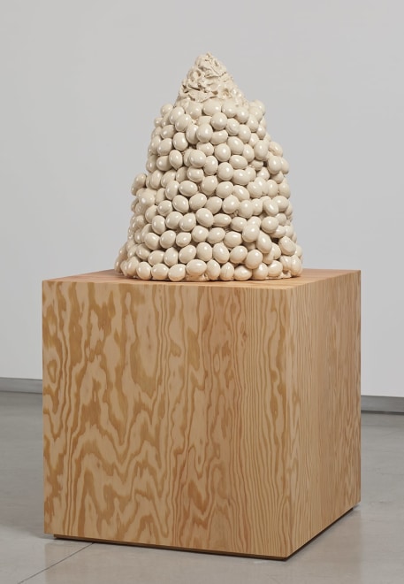 Mai-Thu Perret All your bones and joints are made of gold, 2011