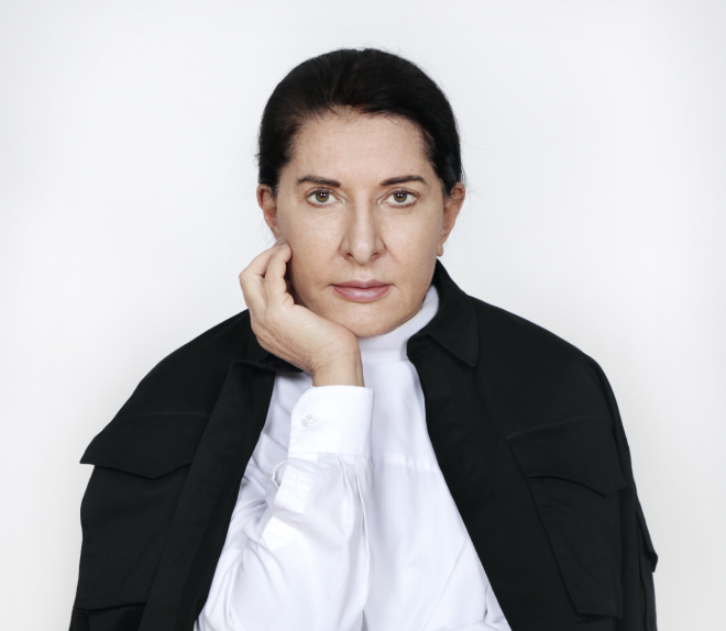 Marina Abramović in En Plein Cœr, A Century of Pure Love