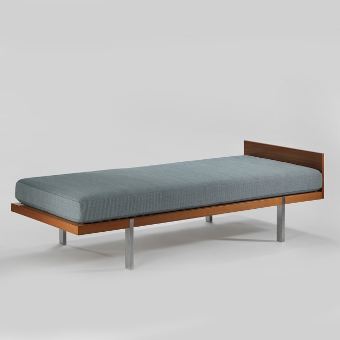 daybed in an empty room