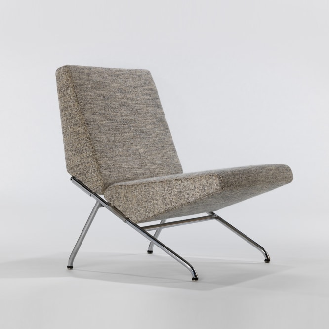 Steel based upholstered lounge chair