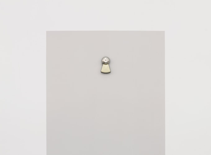 Roman Ondak: Waiting For Someone to Ring at My Door
