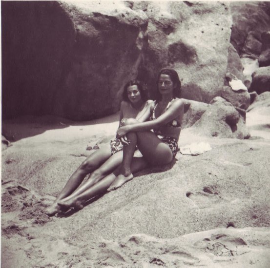 Unidentified woman and Alice Rahon, Cavalaire-sur-Mer beach, South of France. Photographer unknown.