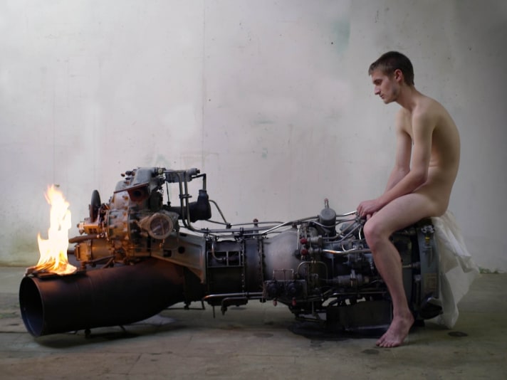 Roger Hiorns