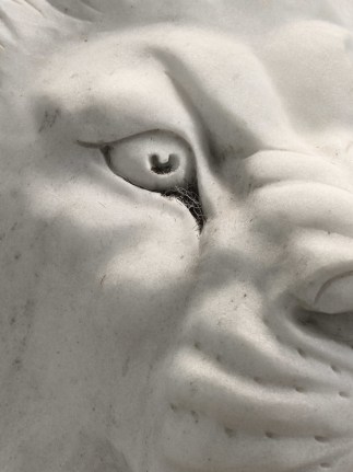 Man's Mind (detail), 2018. Marble, beard trimmings,