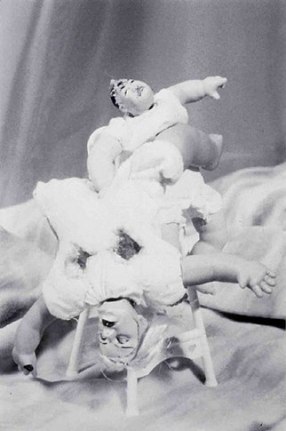 Untitled, 1999. Black & white photograph, (image) 38 1/2 x 25 1/2 inches; (frame) 46 1/2 x 33 1/2 inches. Edition of 10. MP 331