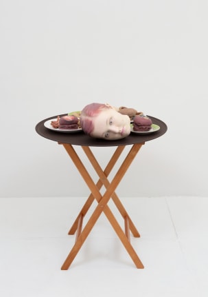 Josh Kline, 15% Service (Applebee's Waitress' Head), 2018. 3D-printed sculptures in plaster with inkjet ink and cyanoacrylate, custom tray, wooden stand, 38 1/4 x 28 1/2 x 28 1/2 inches (97.2 x 72.4 x 72.4 cm).