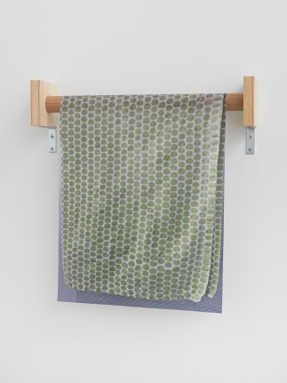 Untitled (Green Dot Hand Towel), 2018.
