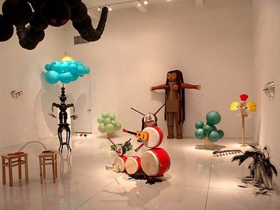 Chinatown Objects, 2005. Metro Pictures, New York.