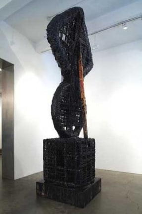 Elliptic Umbilic/Fait Accompli, 2007. PVC pipe, plastic urethane, wood, aluminum, spray paint, 185 x 41 x 50 inches (469.9 x 104.1 x 127 cm).