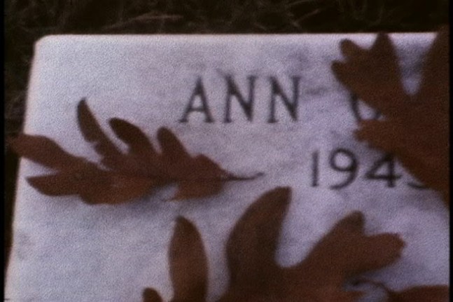 Still from "Garland #1", 2003. 16 mm film, 8 Minutes, 6 Seconds. Edition of 5. MP F-42