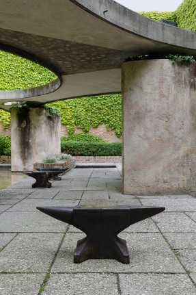 Michael E. Smith, Untitled, 2019