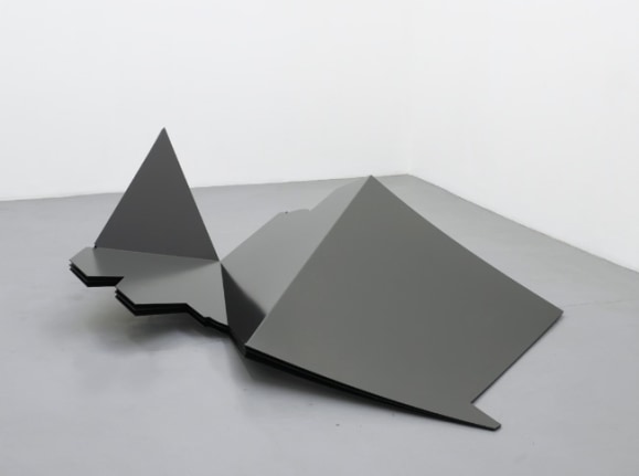 HARALD KLINGELH&Ouml;LLER &#039;Hier&#039; als ein Abstand, Schattenversion dreifach