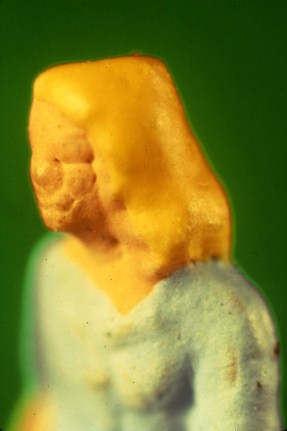 Installation view at Rhona Hoffman Gallery,Allan McCollum &amp;amp; Laurie Simmons, A Collaboration, 1985