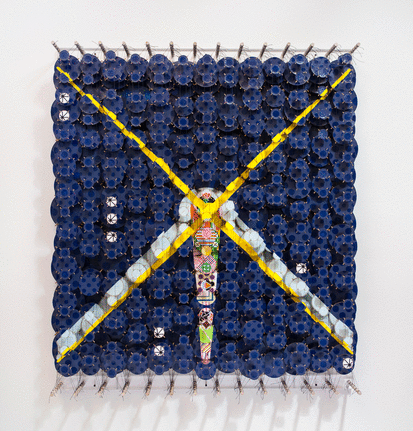 Jacob Hashimoto/On the Edge of Forever/2015/Wood, acrylic, bamboo, paper, and Dacron