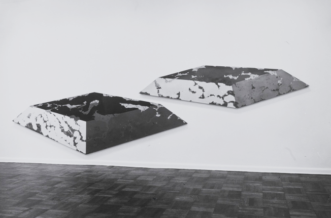 Installation view,&nbsp;Ron Davis,&nbsp;4 EAST 77