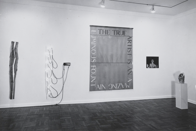 Installation view,&nbsp;Bruce Nauman,&nbsp;​​​​​​​4 EAST 77