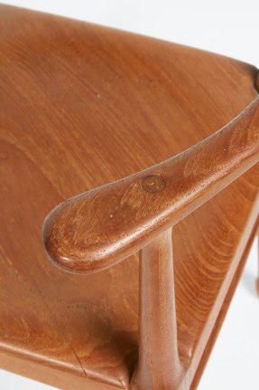 Vintage Model of Danish Mid-Century Corner Chair, Close Up 2