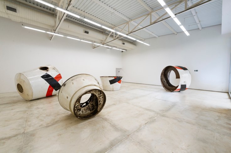 Image of ALEXANDRE DA CUNHA's Mix (Boom), 2017