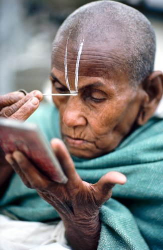 Thomas Kelly, Sadhvi, Pashupatinath, Kathmandu, Nepal, 2000