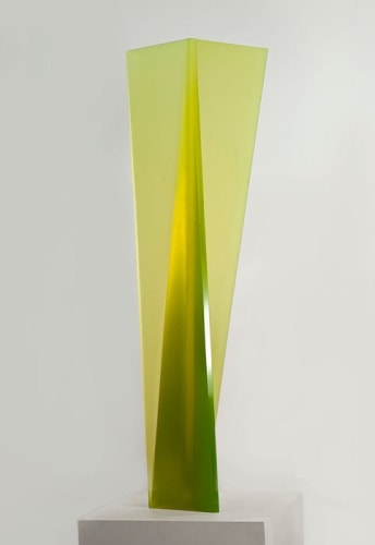 Vladimira Klumpar's yellow and green tall glass sculpture