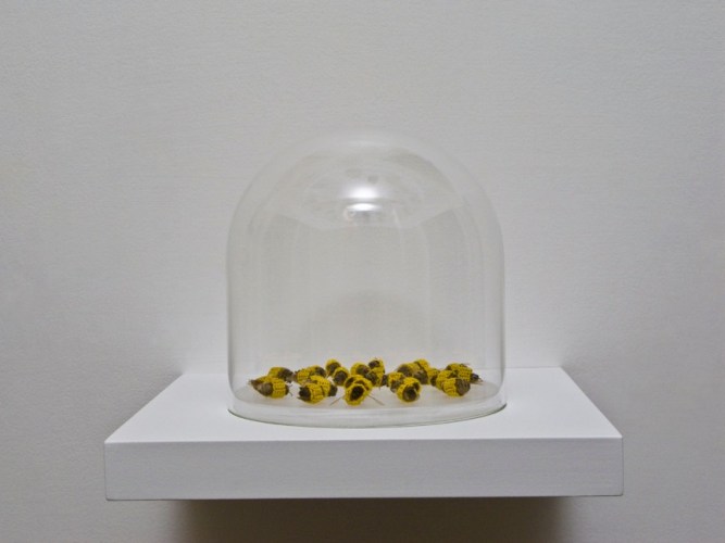 Esther Traugot, Huddle mini