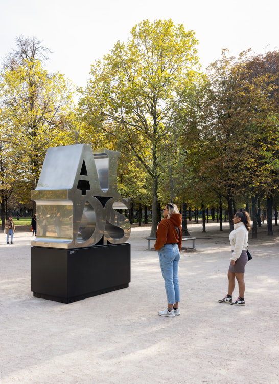 GENERAL IDEA Installation view of&nbsp;AIDS Sculpture at&nbsp;Paris+ par Art Basel in Jardin des Tuileries, Paris, 2023.&nbsp;