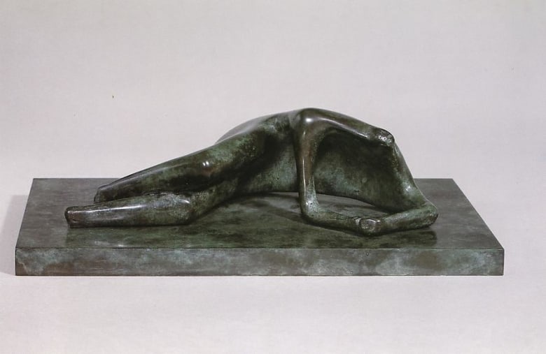 Reclining Figure: Headless, 1982