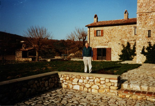 1988&nbsp; Purchases and renovates home in Camerata, Italy