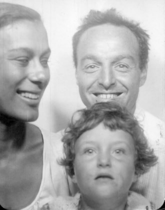 1958 &nbsp;Wife Yvonne Rainer and daughter Mara