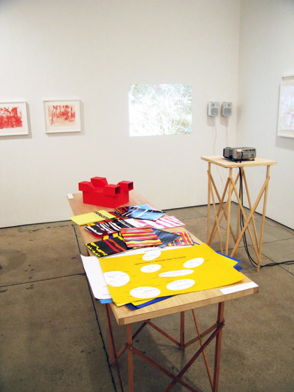 Capacete Installation view