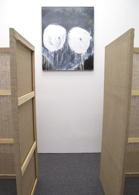 Installation view Interim in Three Rounds