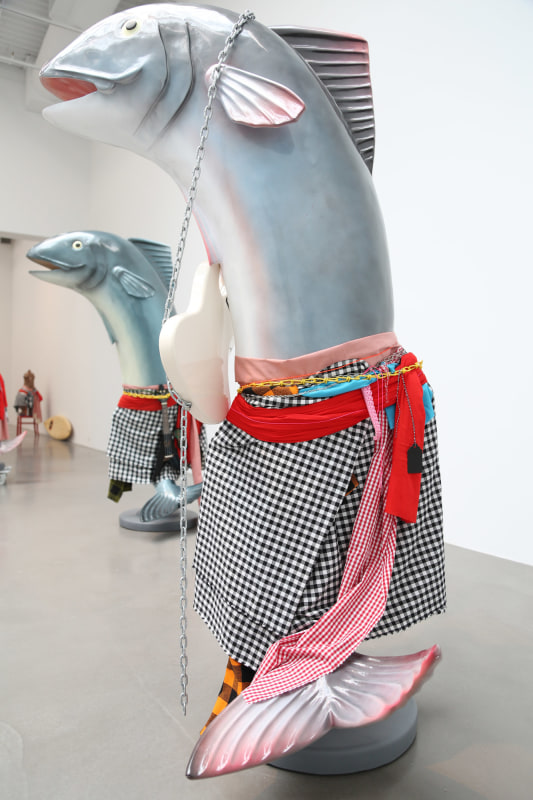 Cosima von Bonin, WHAT IF IT BARKS 1 (WHITE BASS GUITAR VERSION)