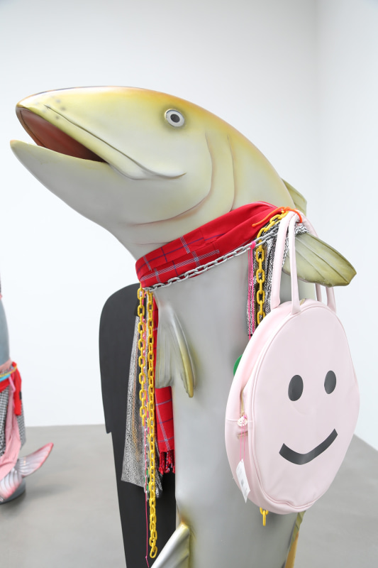 Cosima von Bonin, WHAT IF IT BARKS 4 (SURFBOARD VERSION)