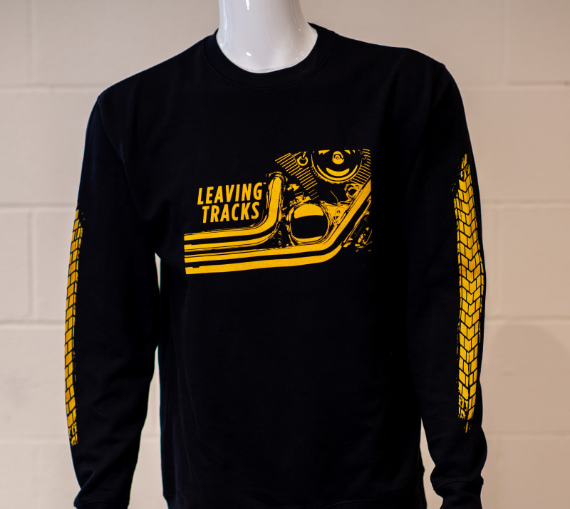 LEAVING TRACKS Black Sweatshirt