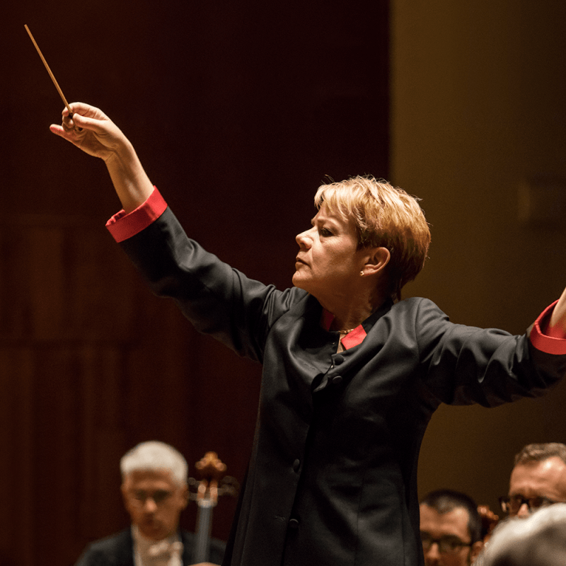 Marin Alsop conducting the Baltimore Symphony Orchestra, September, 2007.