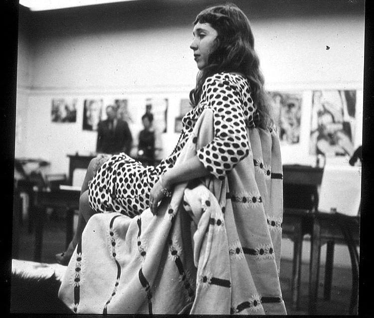 Joan Brown modeling at the California School of Fine Arts, San Francisco, ca. 1958&amp;ndash;60