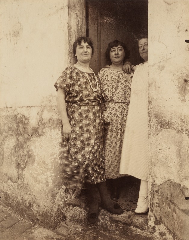 Eug&egrave;ne Atget, &ldquo;Rue Asselin 19e, La Villette&rdquo;, 1924-1925