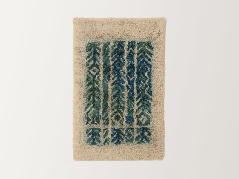 FINNISH TEXTILE ARTIST
