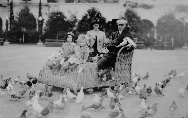 Tony Smith with family, ca. 1914