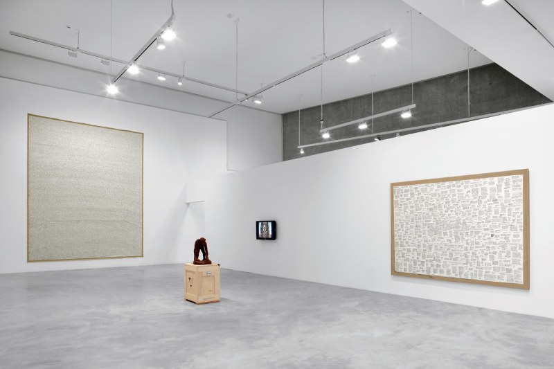 Sean Landers: 1991-1994, Improbable History, Contemporary Art Museum St. Louis, 2010  Installation view