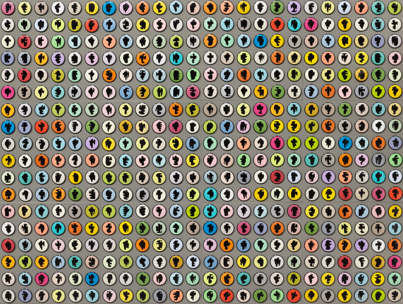 Allan McCollum, Collection of Four Hundred and Thirty-two Shapes Buttons