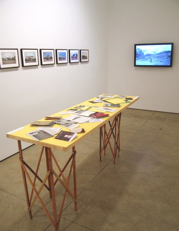 Capacete Installation view