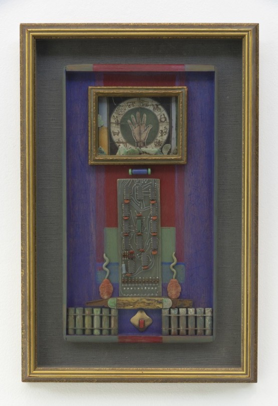 Betye Saar The Tantric Hand, 1993 Mixed media assemblage 20.62 x 13.62 x 1.5 in (52.4 x 34.6 x 3.8 cm)