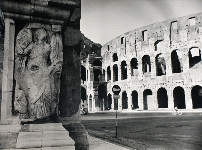 Lisette Model - Rome, Coliseum,&nbsp;1955 Gelatin silver print, printed c. 1955&nbsp; ; Bruce Silverstein Gallery