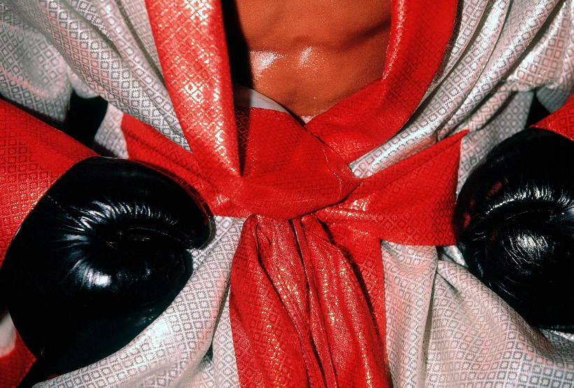 Walter Iooss, Jr. -  Kickboxer, Bangkok, Thailand, 1995  | Bruce Silverstein Gallery