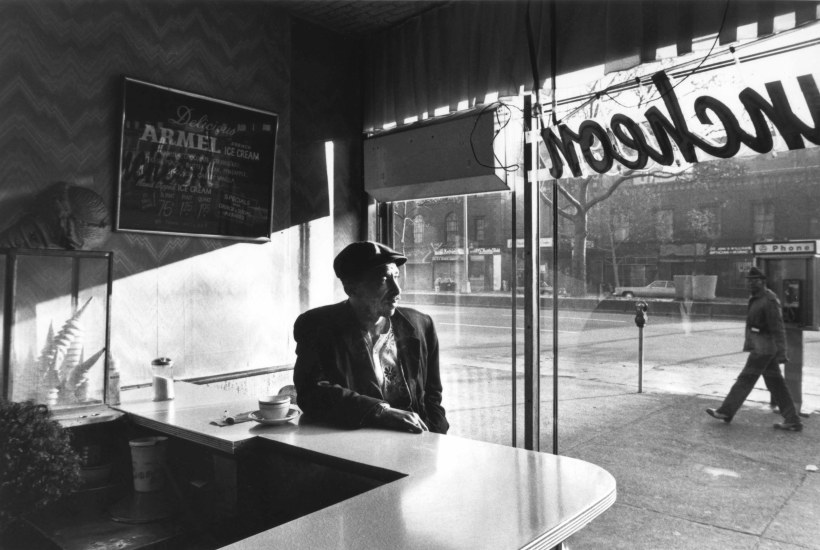 Chester Higgins - Early morning coffee, Harlem, 1974  | Bruce Silverstein Gallery