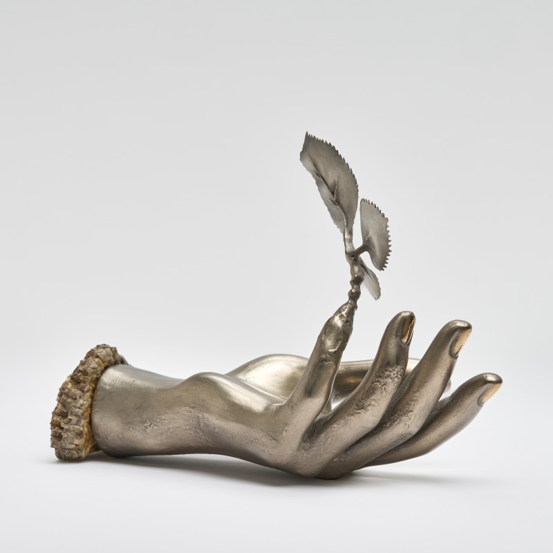 Isabelle Albuquerque and Rae Klein in Venice Family Clinic Art Walk + Auction