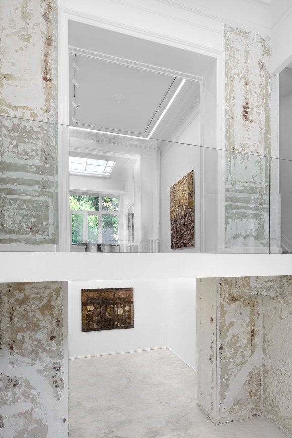 Installation view of Gregory Hodge, Echo, Nino Mier Gallery, Brussels, September 12 &ndash; October 25, 2025