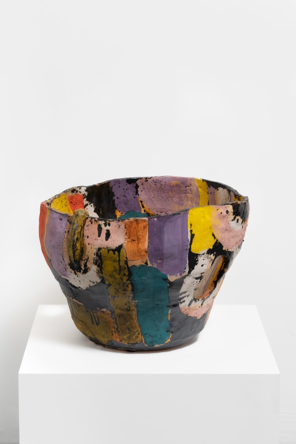 Roger Herman Untitled, 2018 Ceramic 15 x 20 x 20 in 38.1 x 50.8 x 50.8 cm (ROH22.002)